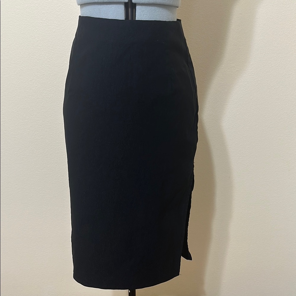 Motel Rocks Black Pencil Midi Skirt for Work‎